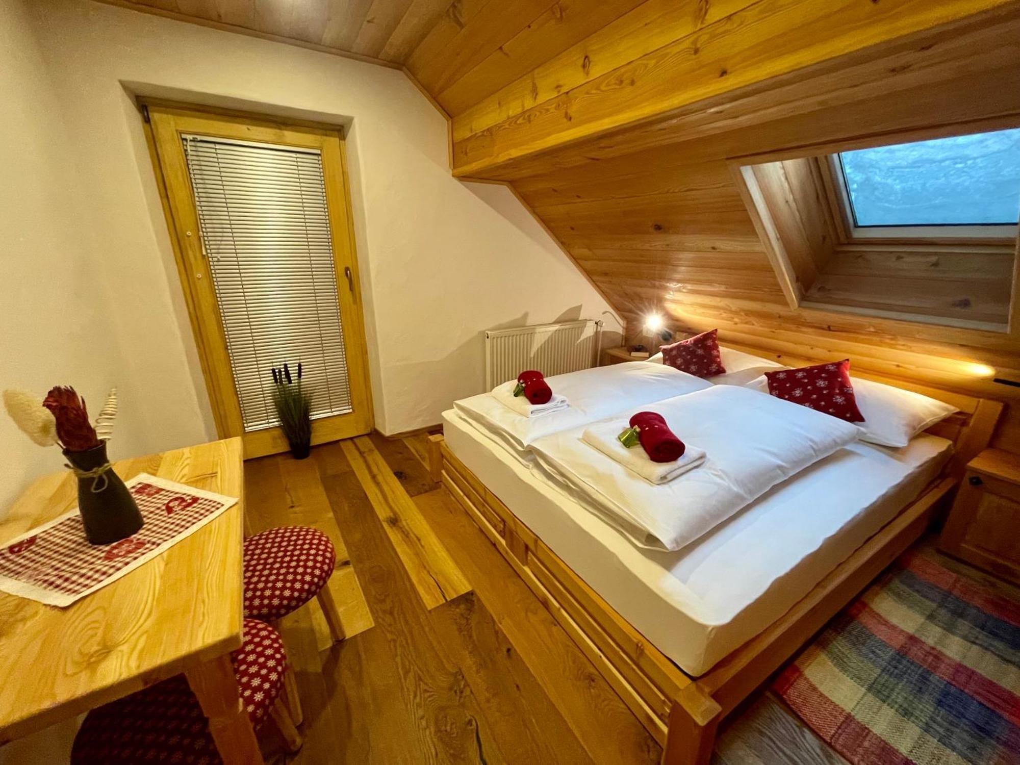 Hotel Surc Kranjska Gora Εξωτερικό φωτογραφία