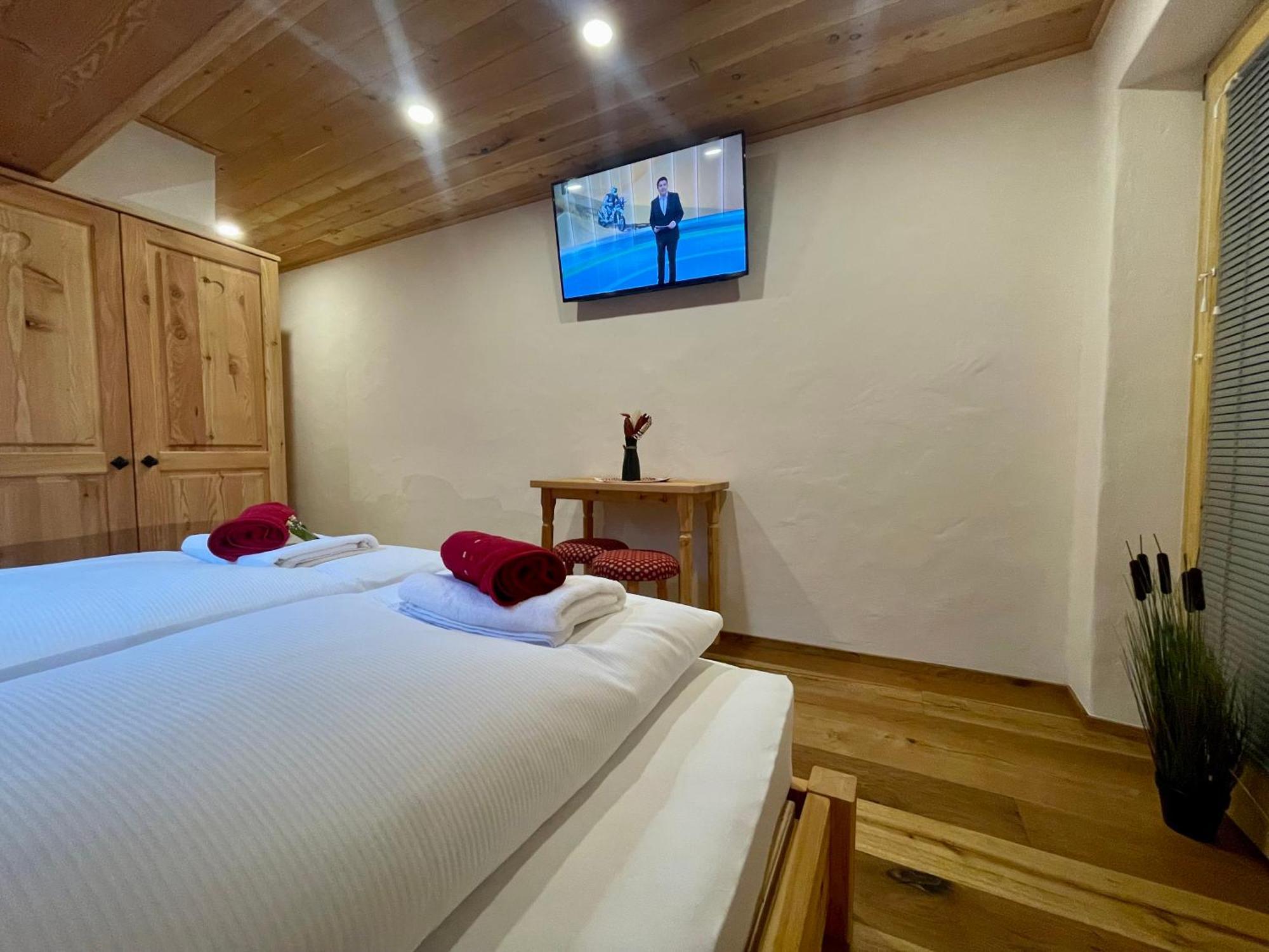Hotel Surc Kranjska Gora Εξωτερικό φωτογραφία