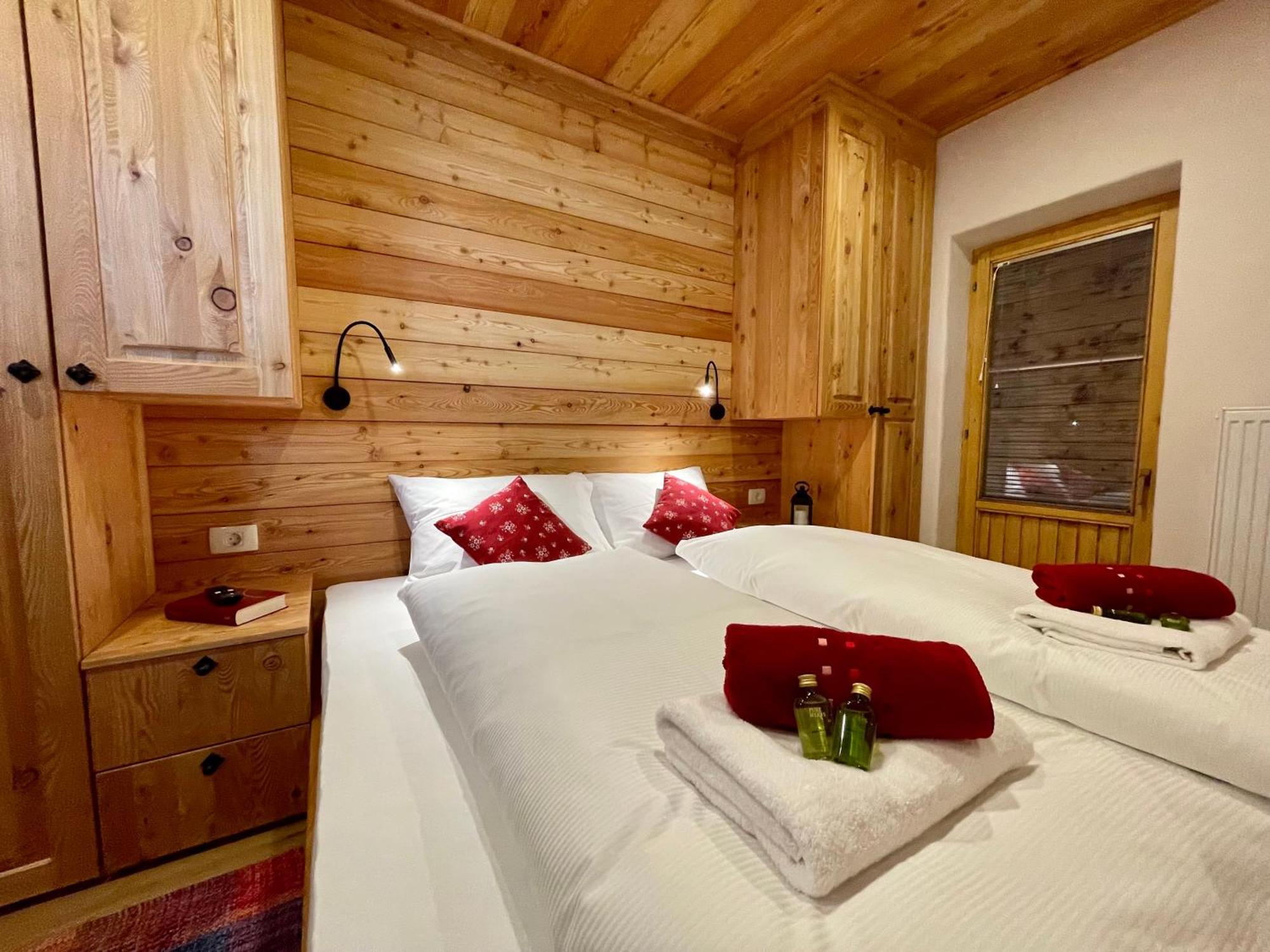 Hotel Surc Kranjska Gora Εξωτερικό φωτογραφία