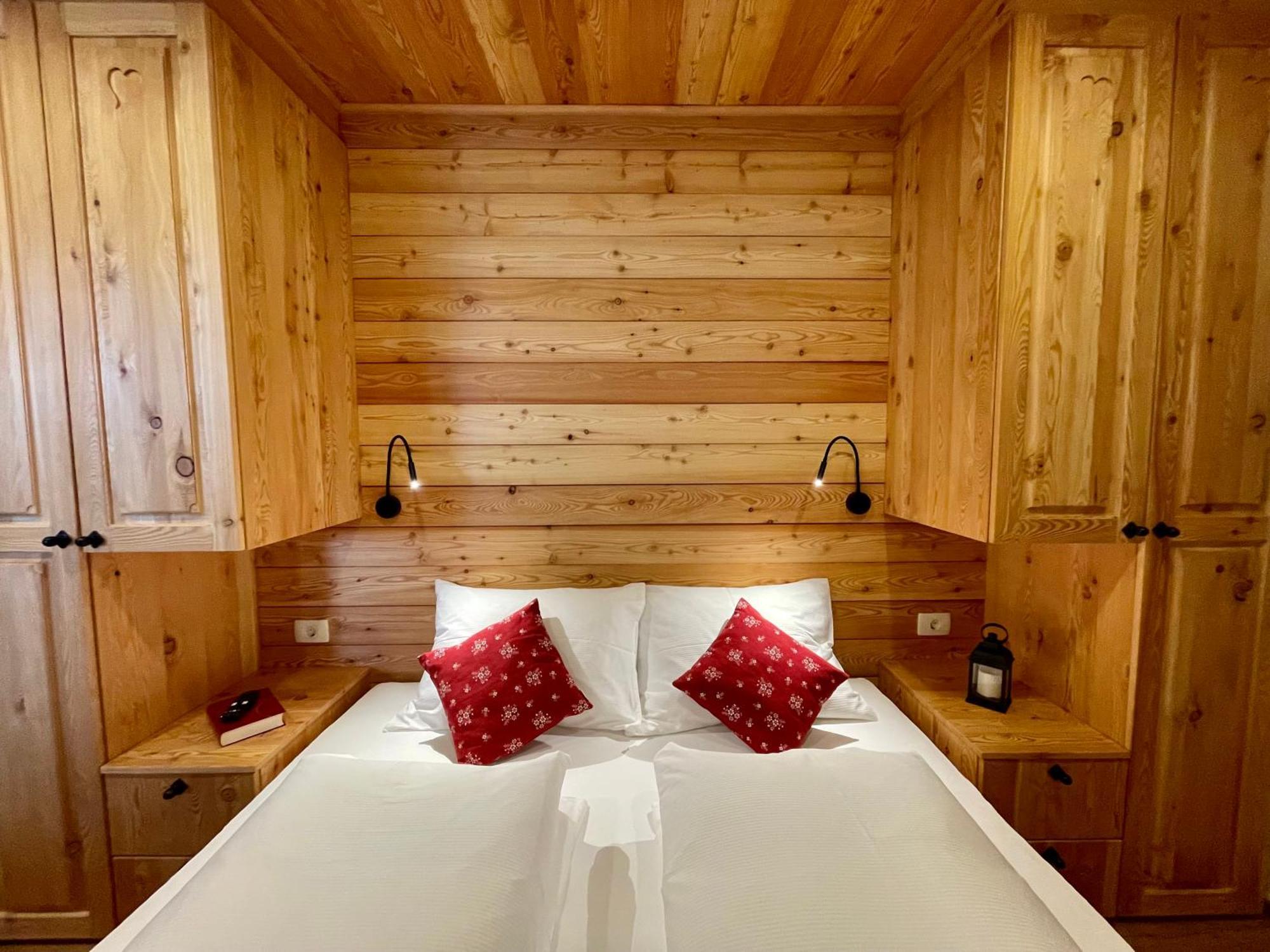 Hotel Surc Kranjska Gora Εξωτερικό φωτογραφία